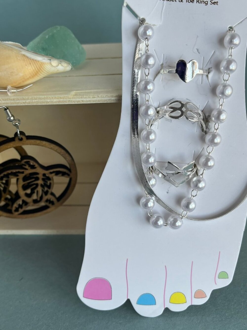 Pretty Sparkling Silver & pearl Anklet with 3 Toe Rings With Turtle Earrings!